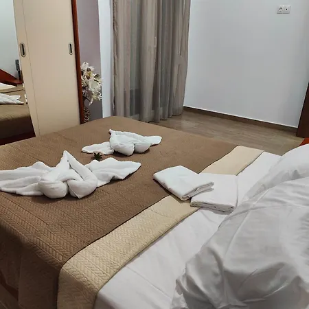 Infinity Apartment *