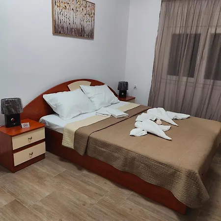 Infinity * Nea Moudhania